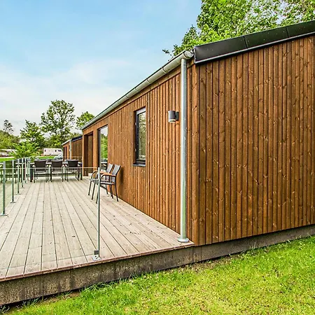 2 Bedroom In *
